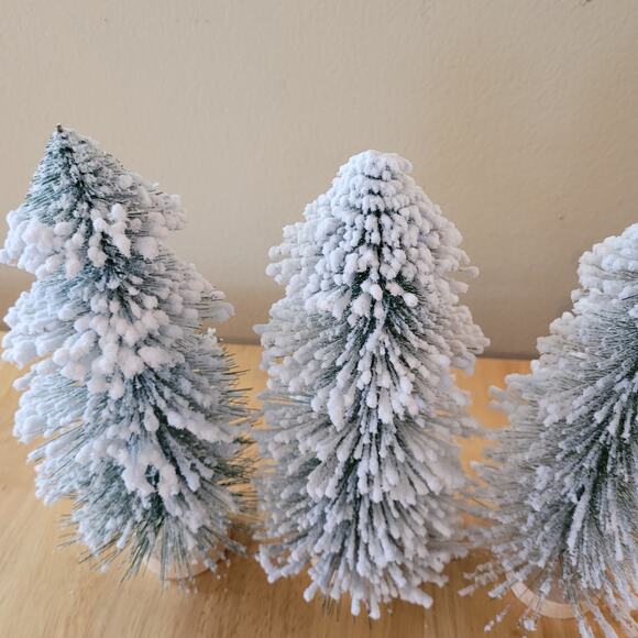 COPY - 8.5 inch heavily flocked bottle brush realistic trees Holiday Christmas - Picture 2 of 3
